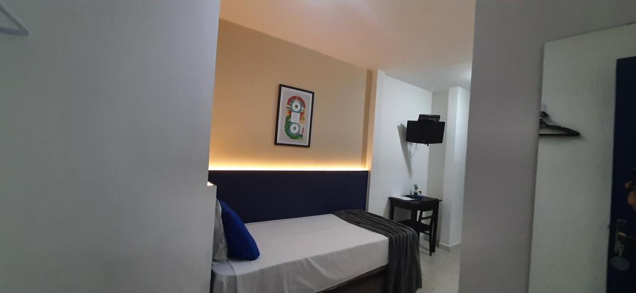 Copacabana Blue Hotel Рио де Жанейро Екстериор снимка